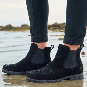 Born Laney Chelsea Boots Distressed Leather Ankle Booties Black Size 7.5 NEW